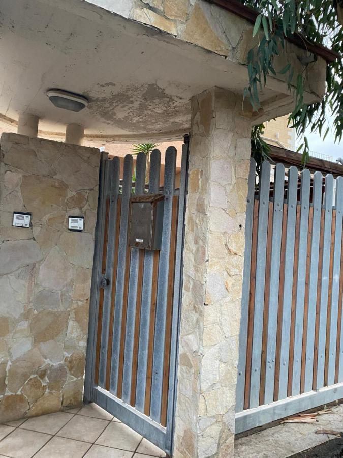Br Apartment Bari Exterior photo